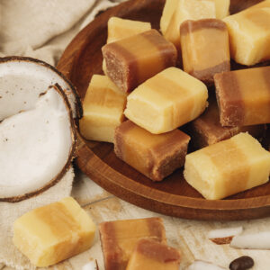 Alternative view of Trocitos De Coco y Café X 240 G